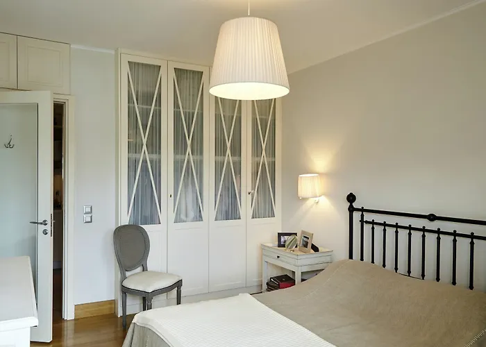 Unique In The Heart Of The Rhodes City