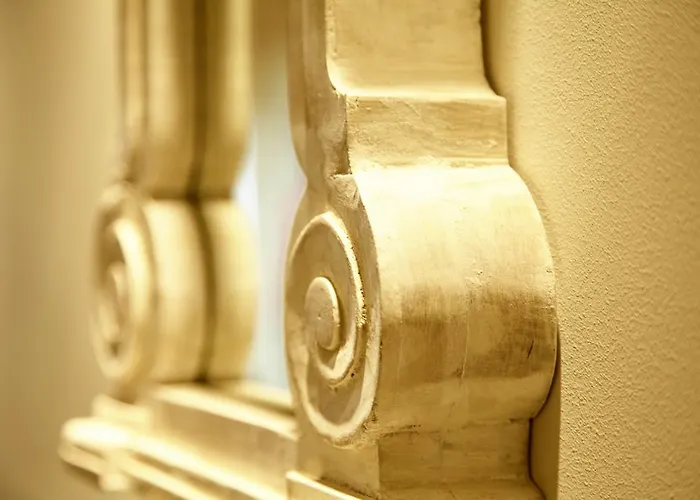 公寓 Unique In The Heart Of The Rhodes City